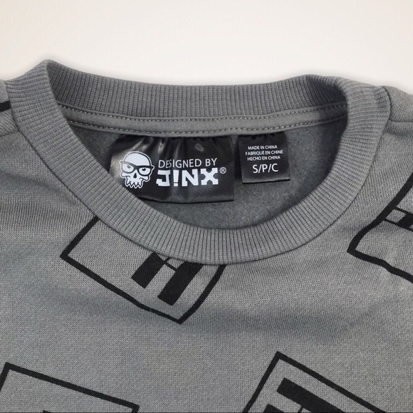 Boy’s Minecraft pullover Sweater. Size: S - Picture 3 of 4